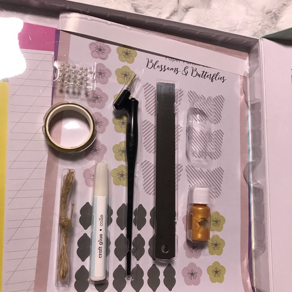 Art Craft Kit Buy 3 Get 3 of equal or lesser value - Picture 6 of 8